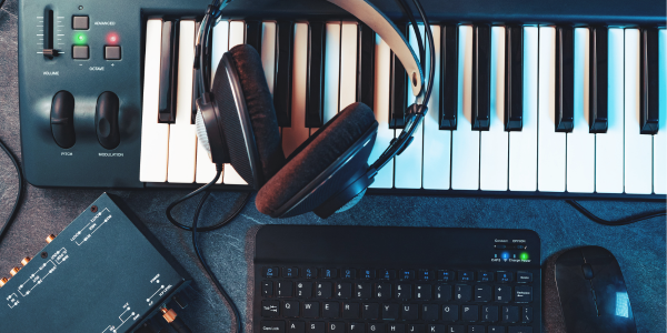 ついで売りも歓迎|レコードと一緒にオーディオ・本・CDもまとめて査定