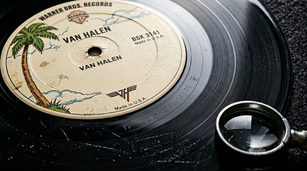 ヴァン・ヘイレンのオリジナル盤・希少盤を見分けるマニアックな鑑定ポイント