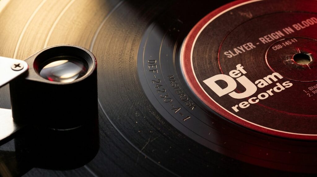 スレイヤーのオリジナル盤・希少レコードを見分けるマニアックな鑑定ポイント