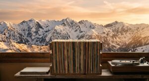 富山・立山連峰とレコードコレクション