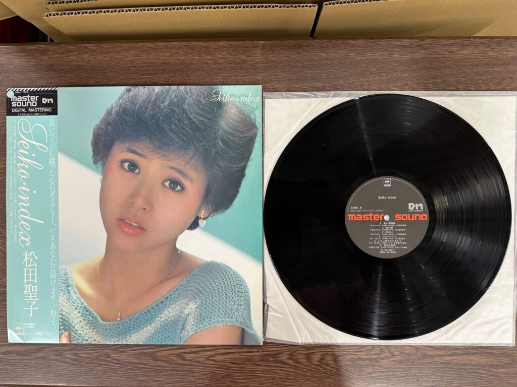 松田聖子『Seiko index』のジャケットとレコード盤