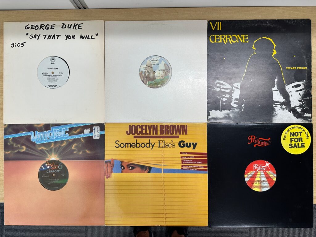 George Duke、Cerrone、Jocelyn Brownなどの12インチレコード6枚。見本盤や「NOT FOR SALE」のプロモ盤を含む。