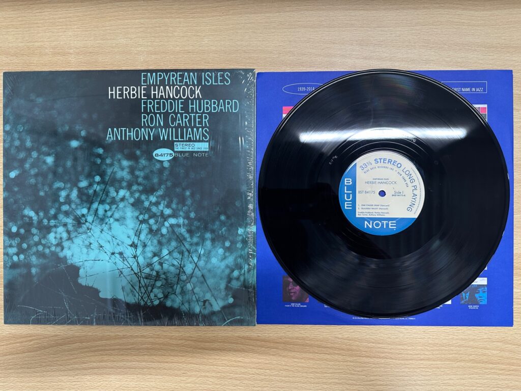 ハービー・ハンコック『Empyrean Isles』のLPレコードとジャケット