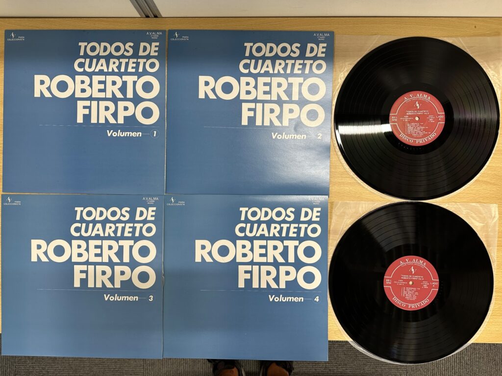 ロベルト・フィルポ四重奏団全集のLPジャケット4枚とレコード2枚